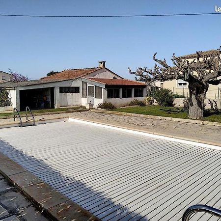 Chalet Typique Au Coeur De La Petite Camargue Villa Vauvert Esterno foto